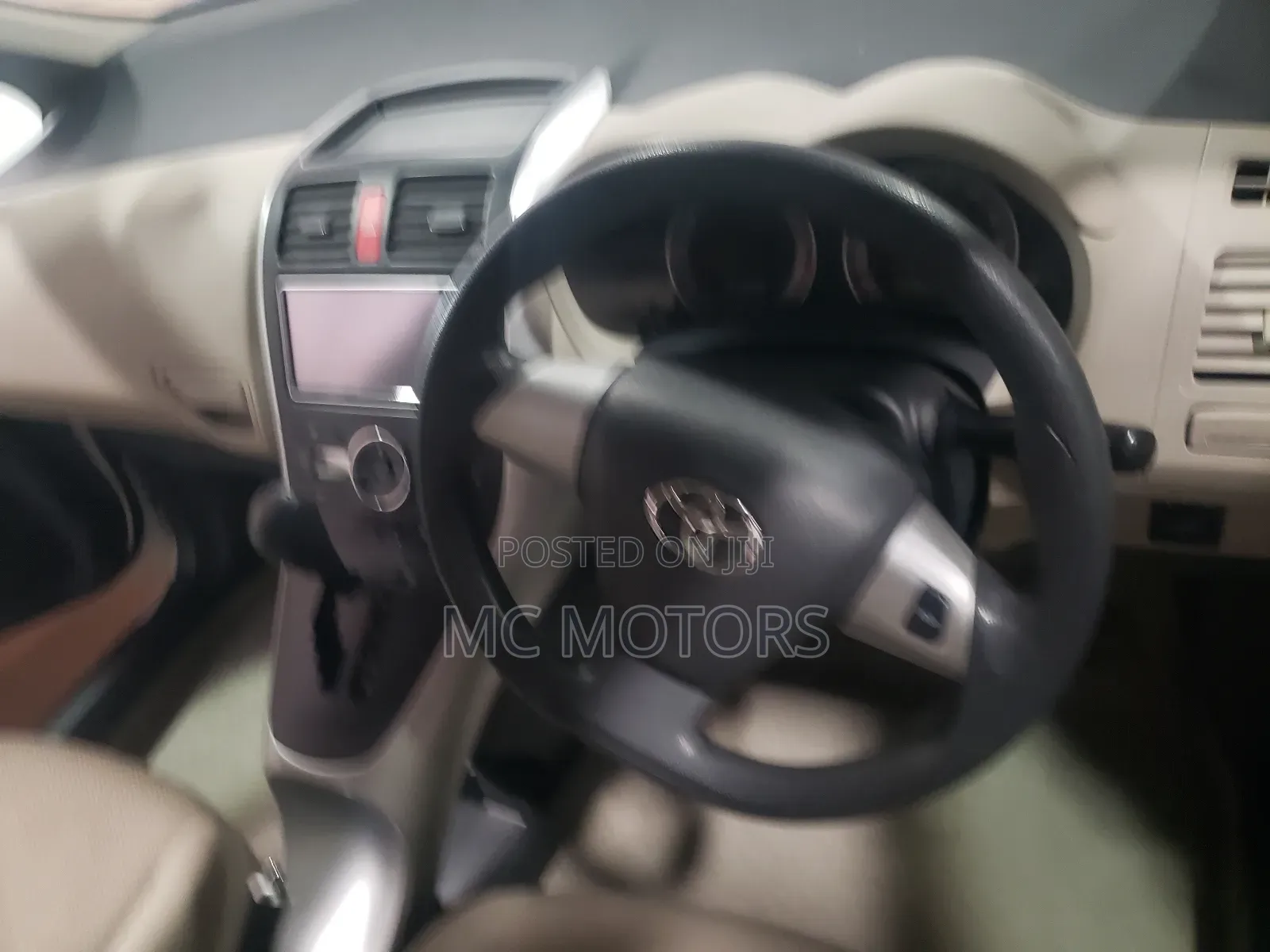 Toyota Auris 2009 White