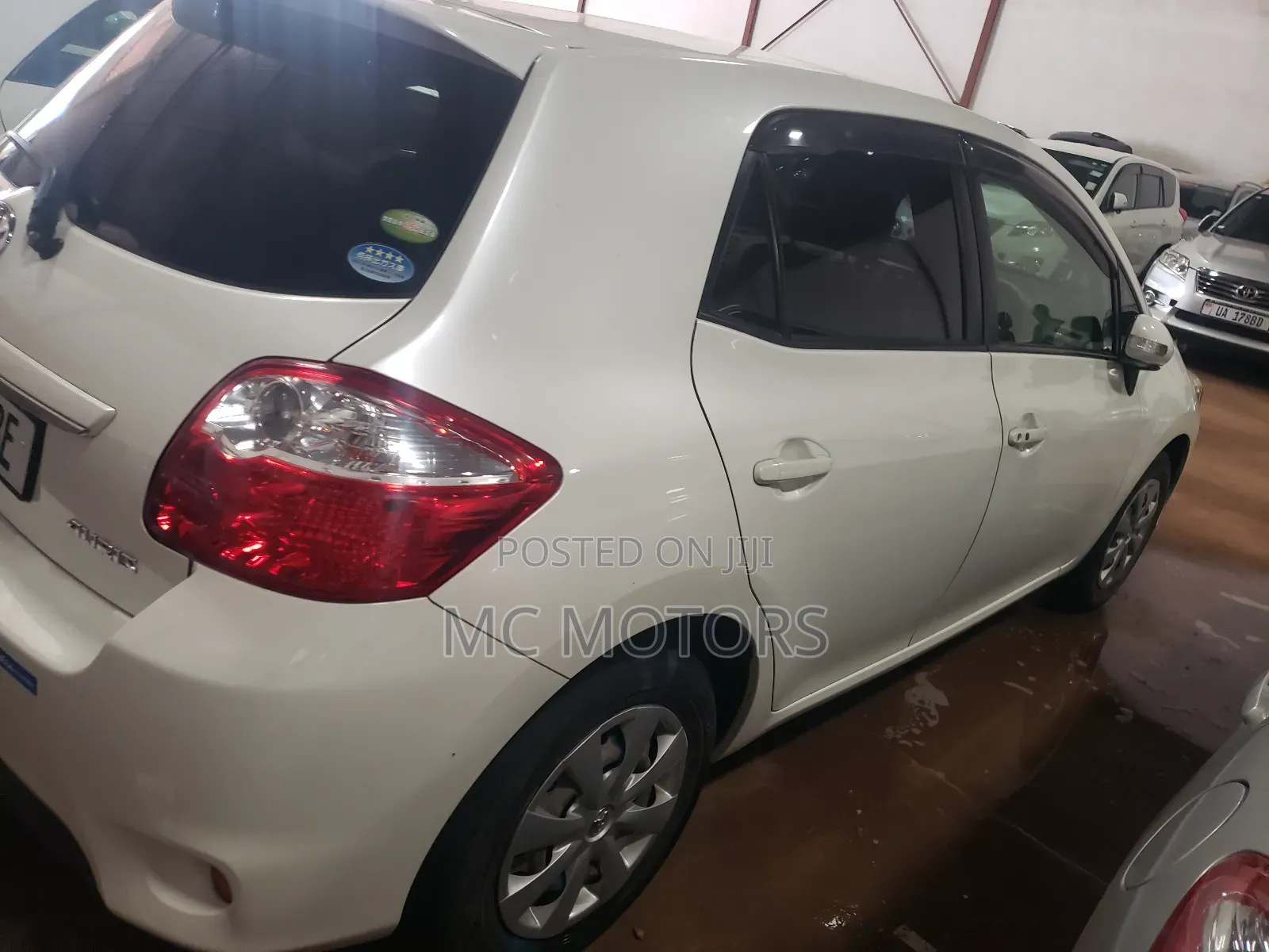 Toyota Auris 2009 White