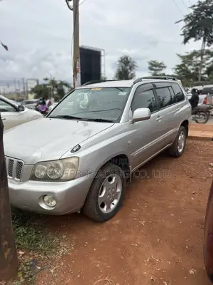 Toyota Kluger 2003 Silver