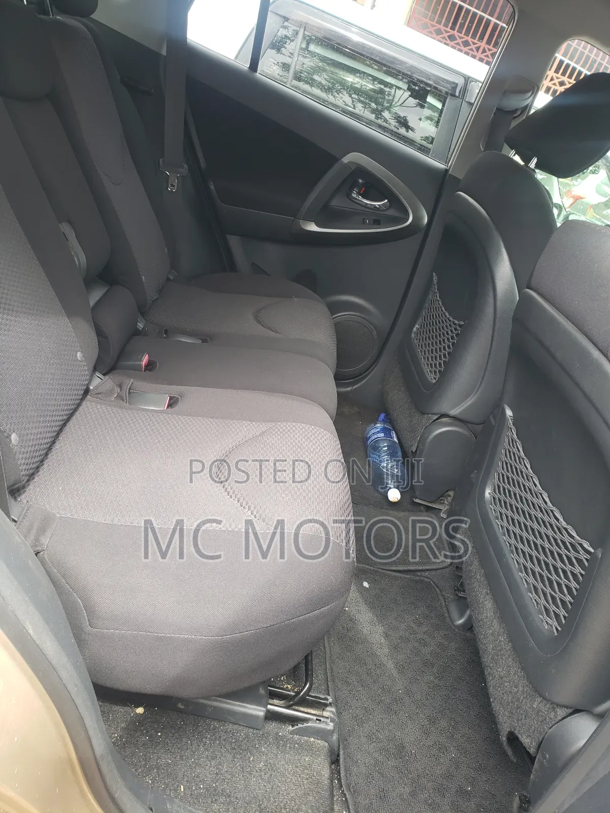 Toyota RAV4 2.5 2011 Gold