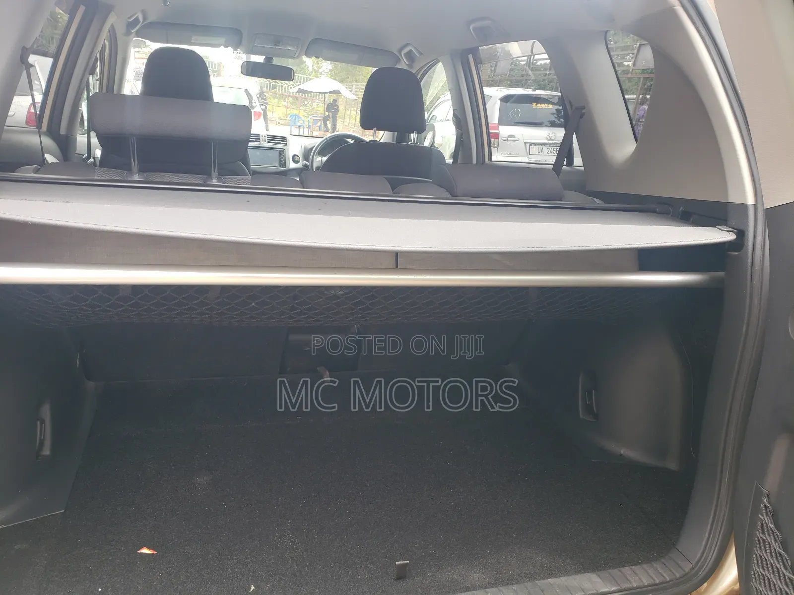 Toyota RAV4 2.5 2011 Gold