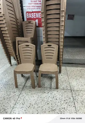 Plastic Stackable Chairs Plastic Stackable Chairs