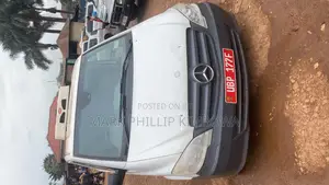 Mercedes-Benz Vito 2013 White