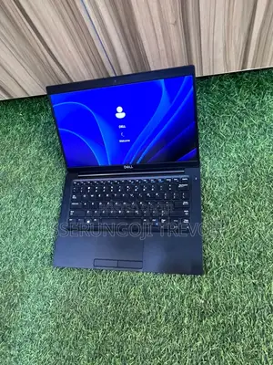 Laptop Dell Latitude 7390 8GB Intel Core I7 SSD 256GB