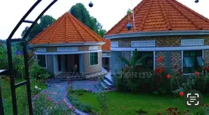 E Cottage Construction and Planning