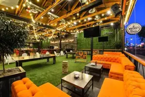 Cafeteria and Executive Bars Deco and Concepts