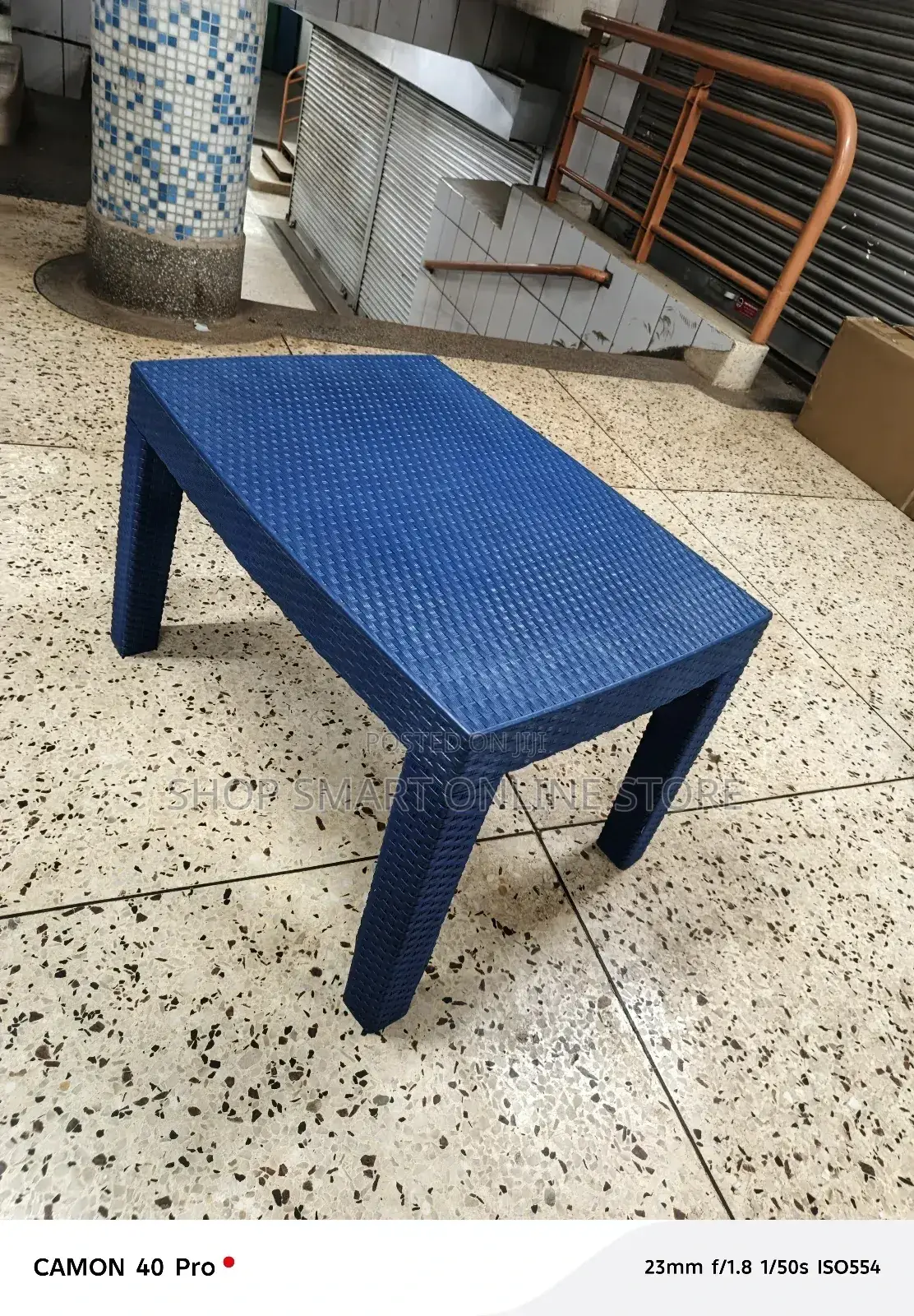 Blue Plastic Table for Coffee Dining/Garden/Bars/Hotels