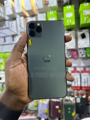 Photo - New Apple iPhone 11 Pro Max 256 GB Green