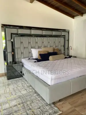 Dressed Mirror Bed in Adorable Design