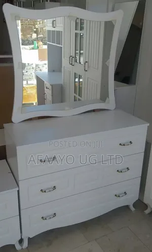 Wooden Chest of Drawers