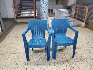 Yonglong Armed Plastic Chairs Plastic Chairs