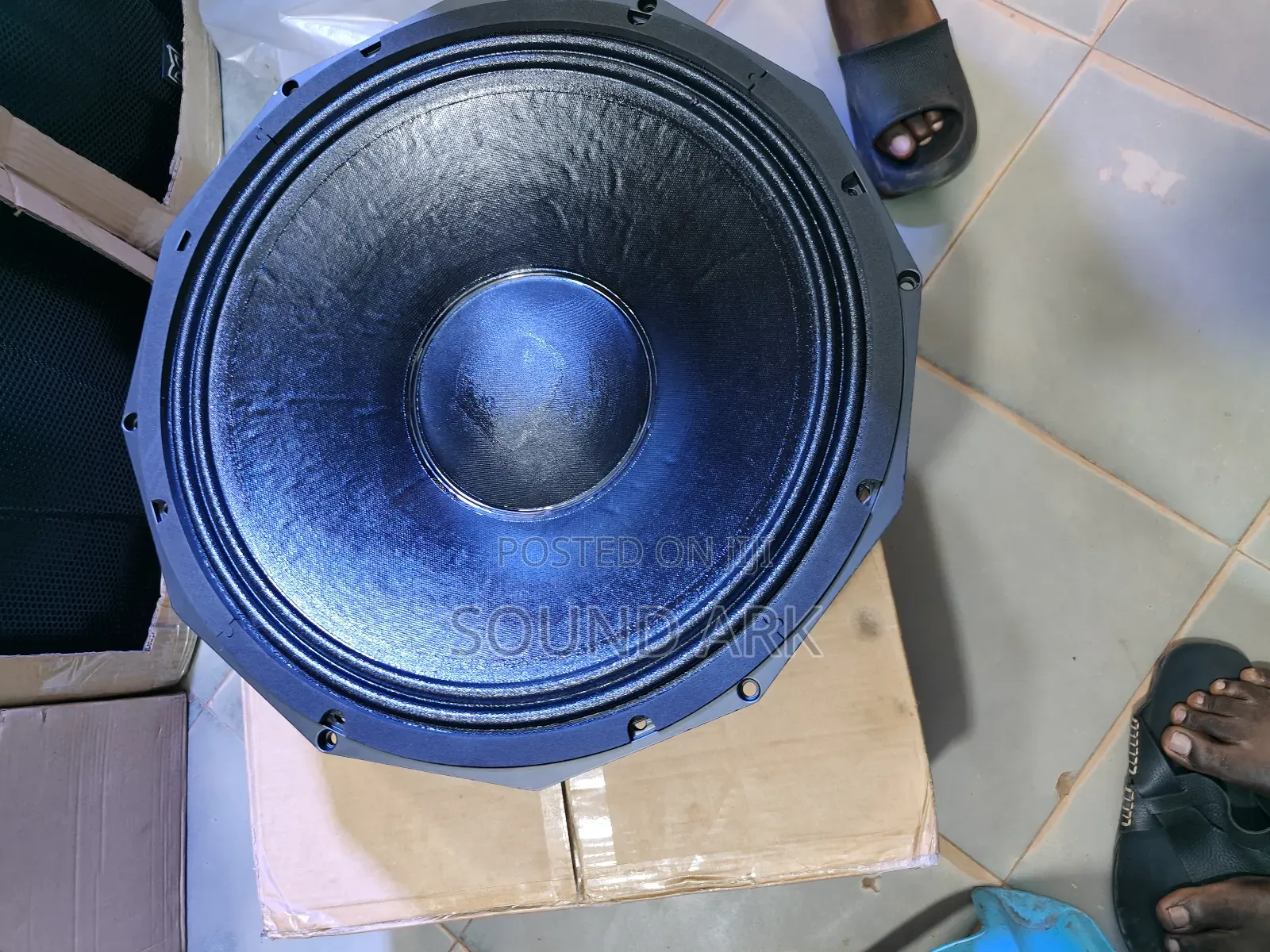 Naked Woofer (Rmw)