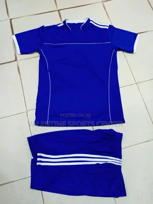 Am Man Selling Jersey Different Colors and Sizes
