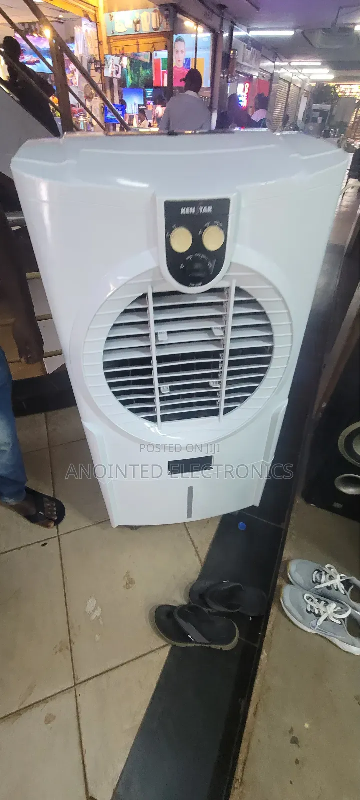 Heavy-Duty Air Cooler 70l