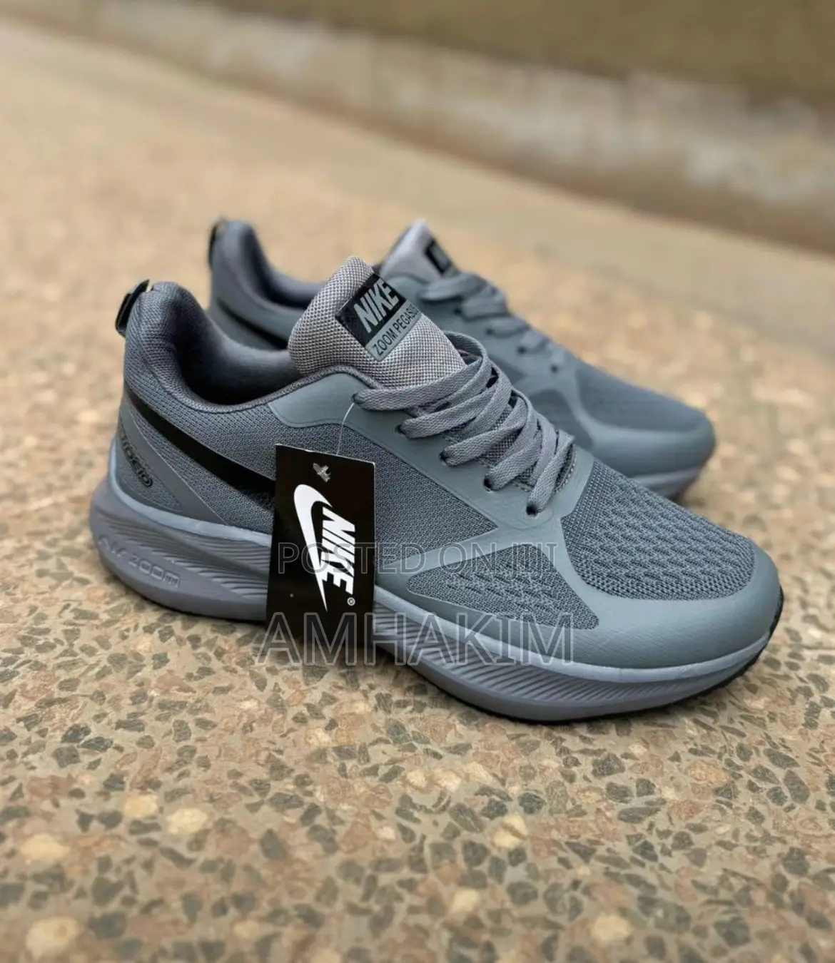 Men's Nike Runner Light Sneakers in Stock