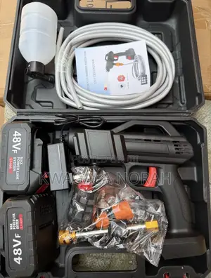 Cordless High Pressure Car Washer With 2 Batteries