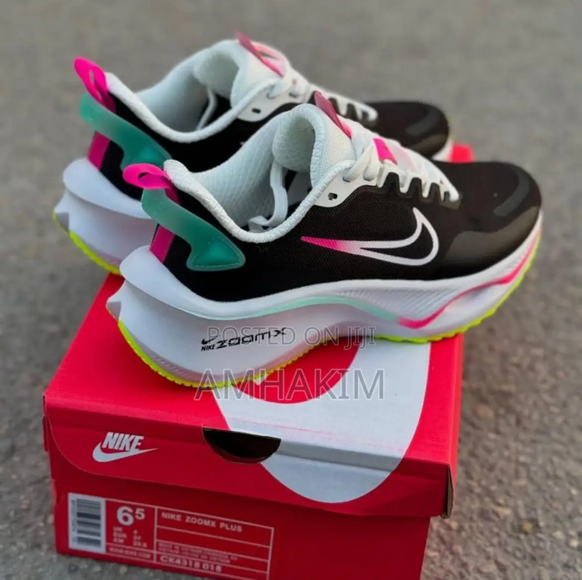 Classic Ladies Fancy Nike Zoom in Stock