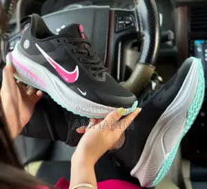 Classic Ladies Fancy Nike Zoom in Stock