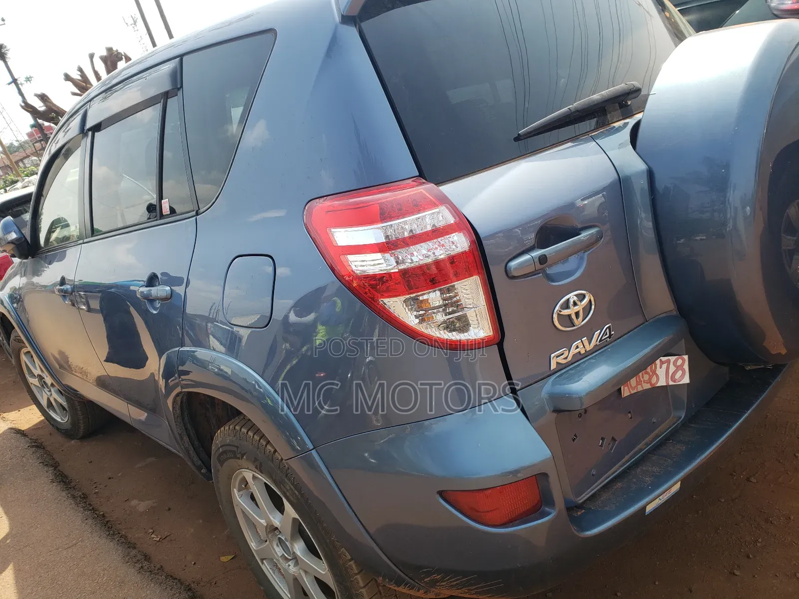 Toyota RAV4 Limited 2011 Blue