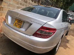 Mercedes-Benz C200 2016 Silver