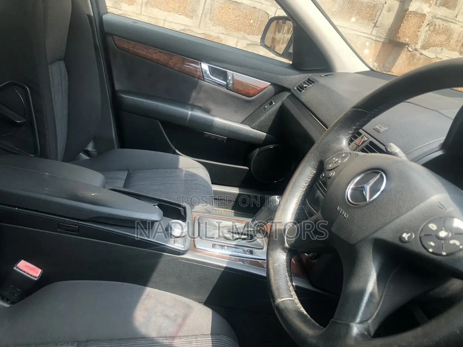 Mercedes-Benz C200 2016 Silver
