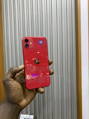 Photo - Apple iPhone 11 64 GB Red