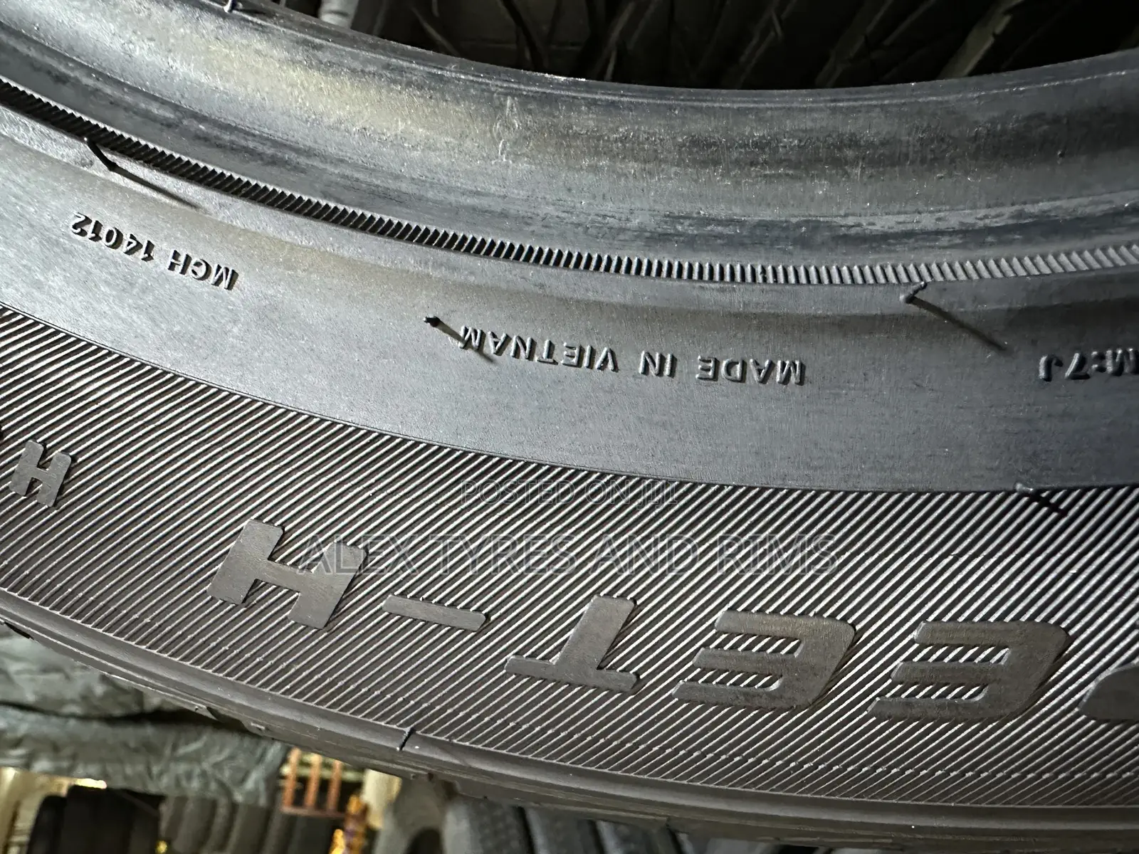 225/55r17 Made in Vietnam Tyres