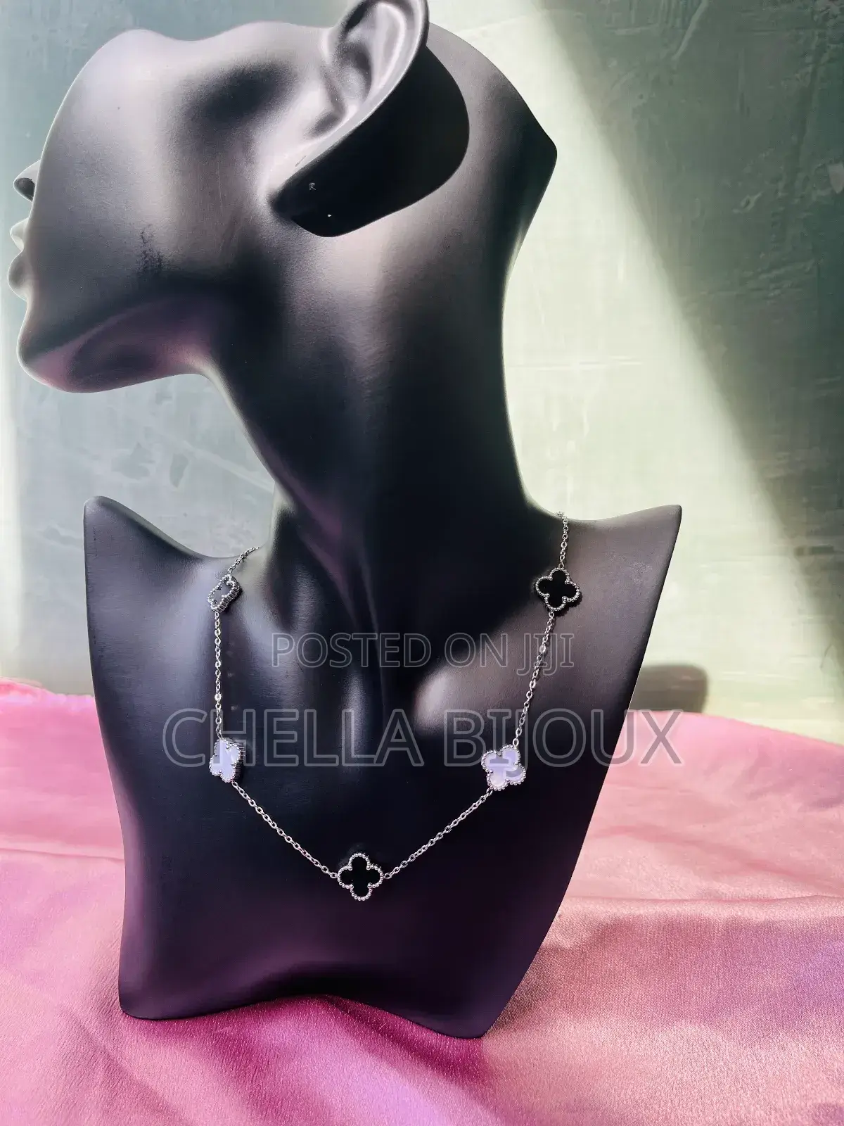 Ladies Necklaces