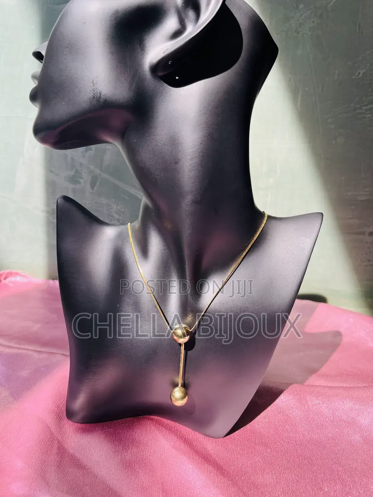 Ladies Necklaces