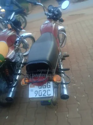 Bajaj Boxer 2024 Red