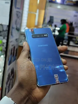 Photo - New Samsung Galaxy S10 Plus 128 GB Blue