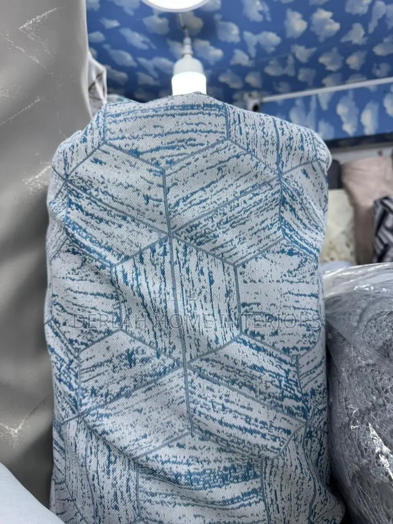 Curtain Rolls (Hexagon)