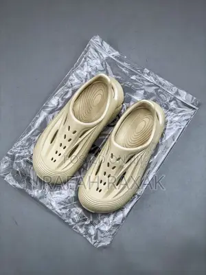 Original Cream Hoka Ora Recovery Mule Clog Rubber Sandals
