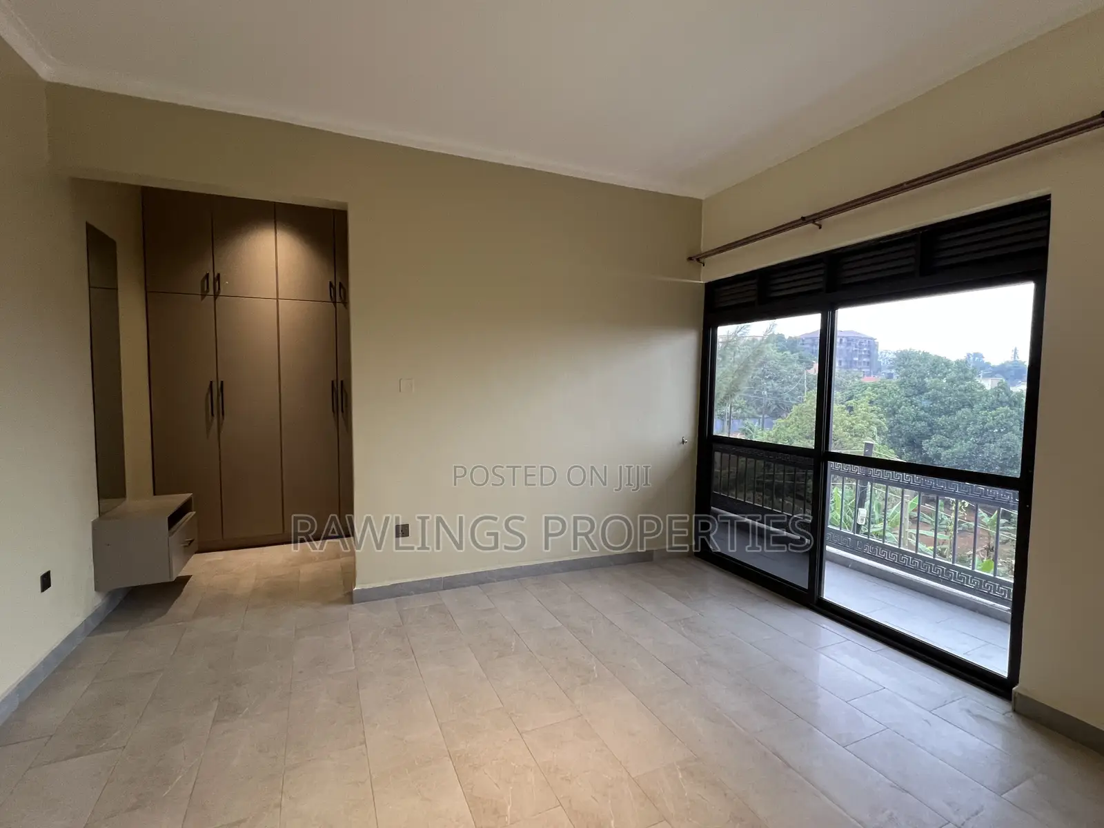Apartment Block for Sale in Bunga