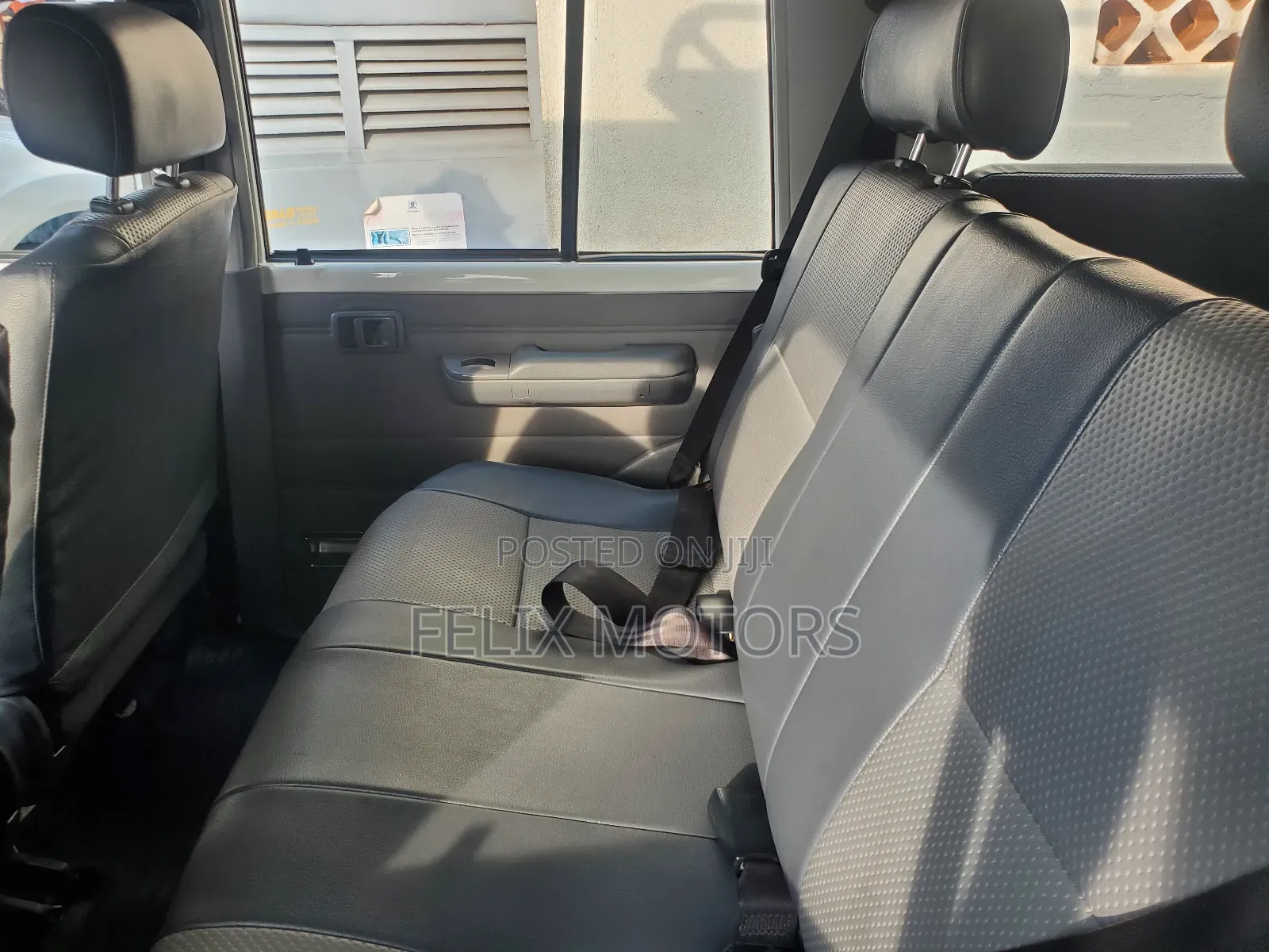 Toyota Land Cruiser 2016 White
