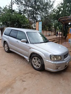 Photo - Subaru Forester Automatic 2004 Silver