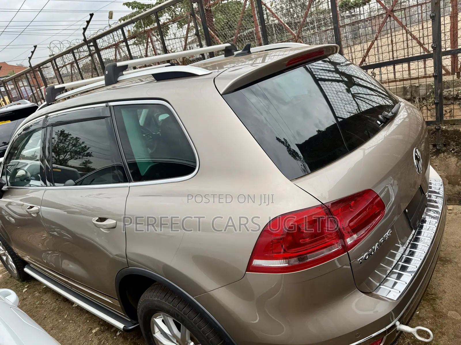 Volkswagen Touareg 2017 Beige