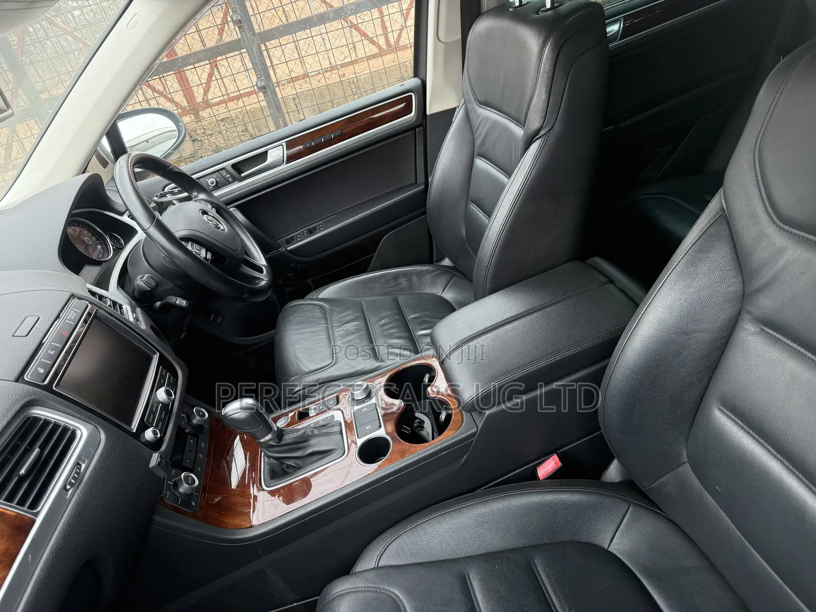 Volkswagen Touareg 2017 Beige