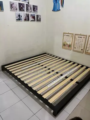 5 X 6 Queen Size Low Bed 6” Off The Floor