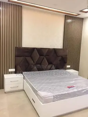 Well Furnished 5×6 Bed in White and Brown
