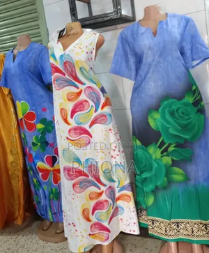 Long Free Dresses for Women's