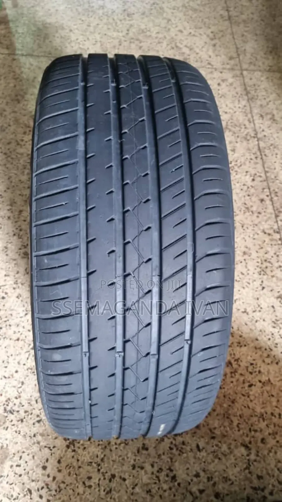 265/40r21 Lionhart Used Made in Thailand Used