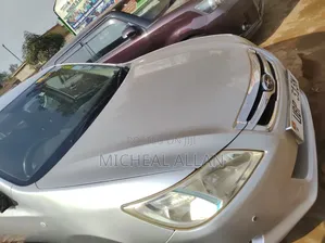 Subaru Legacy 2010 Silver