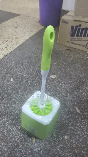 Durable Plastic Toilet Brushes