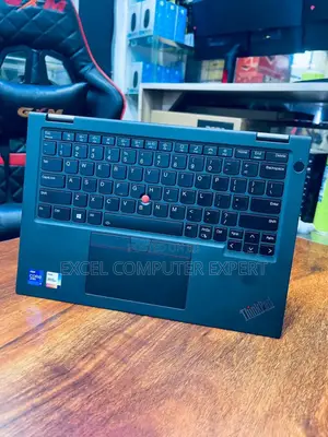 New Laptop Lenovo Thinkpad X13 Yoga 16GB Intel Core I7 SSD 512GB