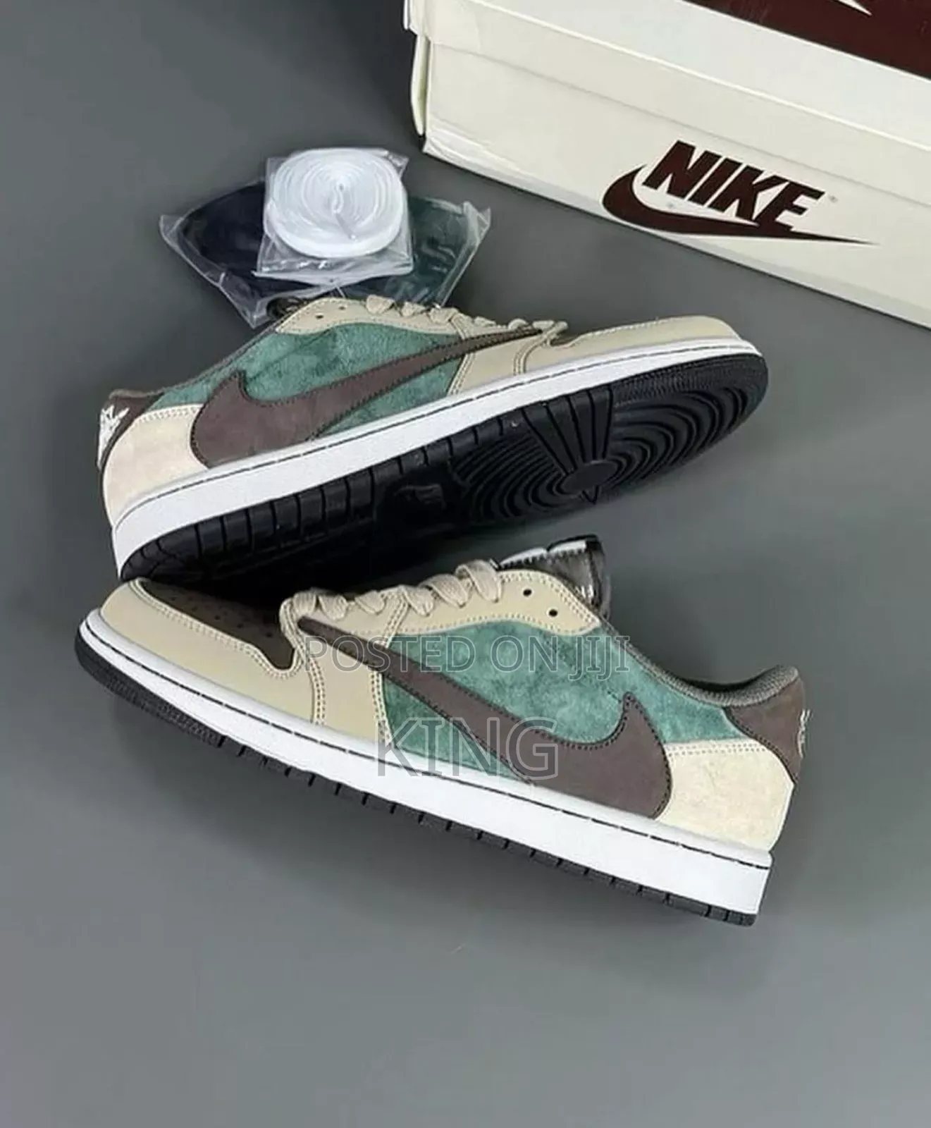Nike Air Jordan 1 Low Travis Scott Fragment