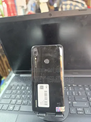 Photo - New Huawei Y7 Prime 32 GB Black