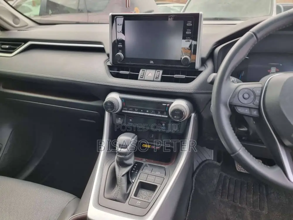 Toyota RAV4 2022 Gray