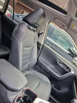 Toyota RAV4 2022 Gray