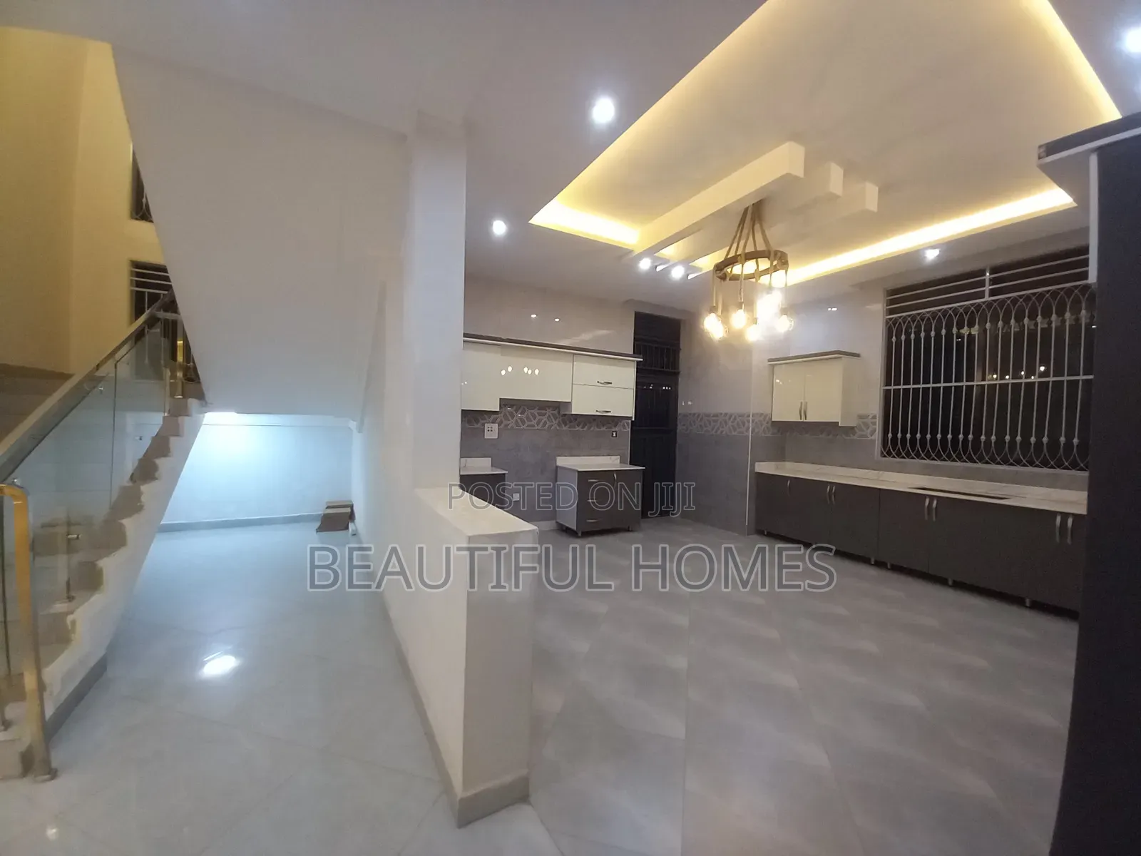 Furnished 5bdrm Duplex in Kira Rich Estate for sale
